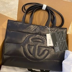 Medium black puffer shopping bag